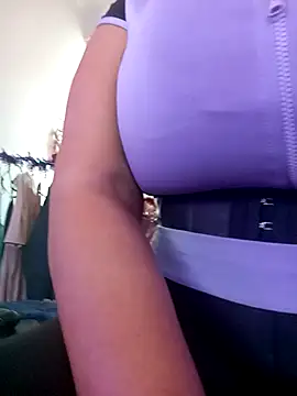 LaReineCleo online show from 11/29/25, 08:14