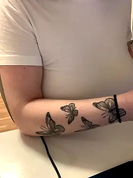 Snapshot of Ghostbaby02 chatting on 12/18/25, 01:48 Ghostbaby02 online show from 12/18/25, 01:48