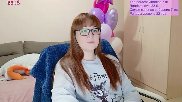 Snapshot of Foxy-lady chatting on 06/02/26, 07:58 Foxy-lady online show from 06/02/26, 07:58