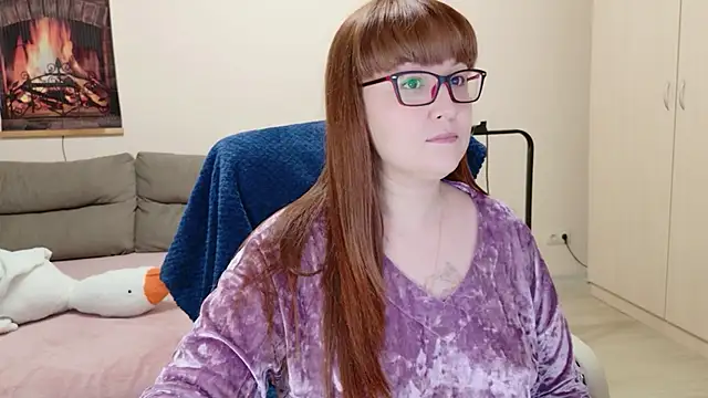 Snapshot of Foxy-lady chatting on 05/02/26, 04:12 Foxy-lady online show from 05/02/26, 04:12