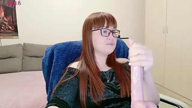 Foxy-lady online show from 04/17/26, 10:12