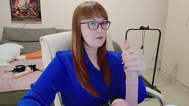 Foxy-lady online show from 10/19/25, 08:44