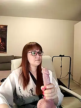 Foxy-lady online show from 10/30/25, 02:36