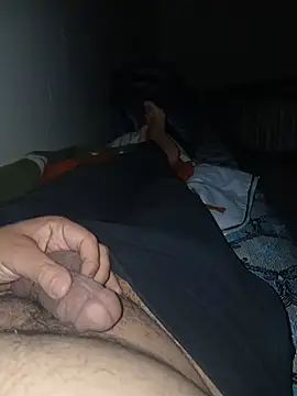 Snapshot of ouchenshadow2975 chatting on 11/30/25, 12:55 ouchenshadow2975 online show from 11/30/25, 12:55