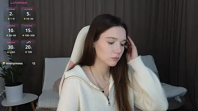 NicoletteBean online show from 11/24/25, 07:52