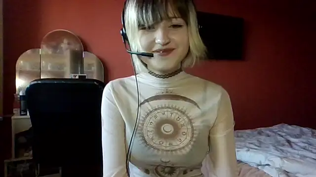 SkylaPorter online show from 11/21/25, 11:31