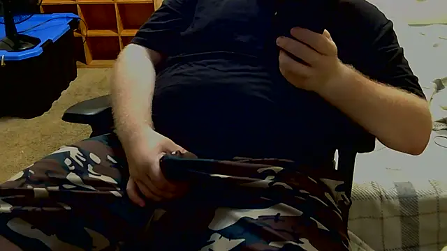 DADDYSOTHICK online show from 08/05/26, 09:36