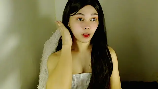 sluttyLeila online show from 11/21/25, 12:09