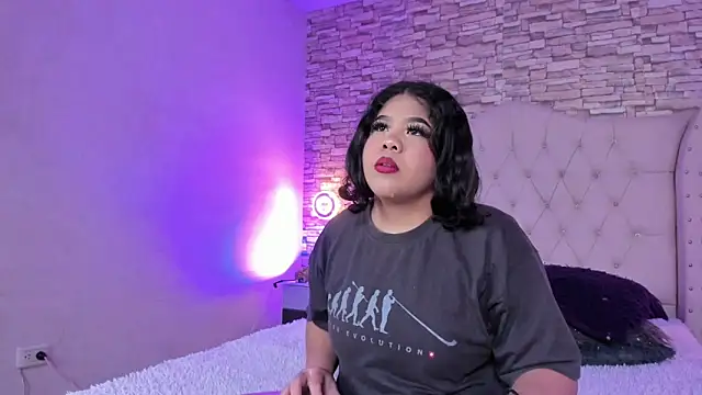 Amanda Mooree online show from 03/19/26, 04:12