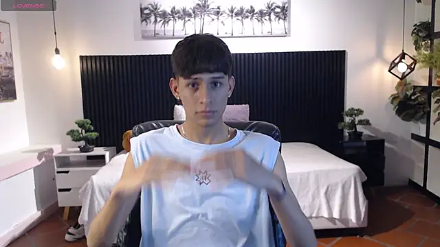 Snapshot of DraxBlade09 chatting on 02/27/26, 09:03 DraxBlade09 online show from 02/27/26, 09:03