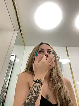 Snapshot of Chloe_GraceeX chatting on 02/25/26, 06:52 Chloe GraceeX online show from 02/25/26, 06:52