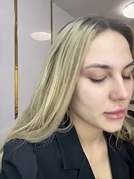 Snapshot of Chloe_GraceeX chatting on 02/27/26, 05:46 Chloe GraceeX online show from 02/27/26, 05:46