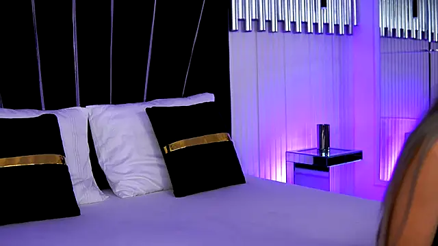 Chloe GraceeX online show from 12/05/25, 11:42