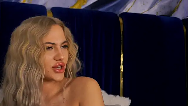 Chloe GraceeX online show from 12/14/25, 10:15