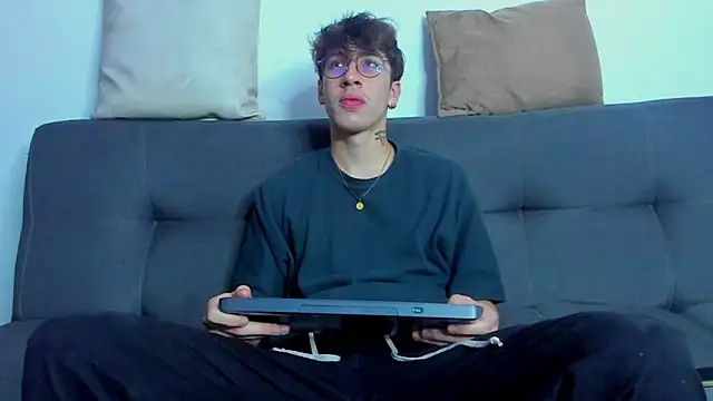 Dio  morningstar online show from 12/20/25, 12:30