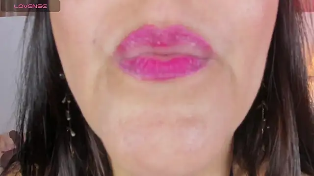 Sharlotte BBW  online show from 11/19/25, 01:11