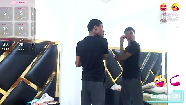 NoahJhonson69 online show from 02/04/26, 12:00