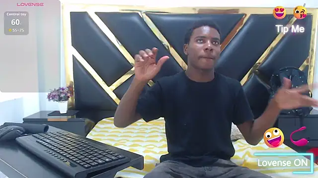 NoahJhonson69 online show from 01/18/26, 07:06