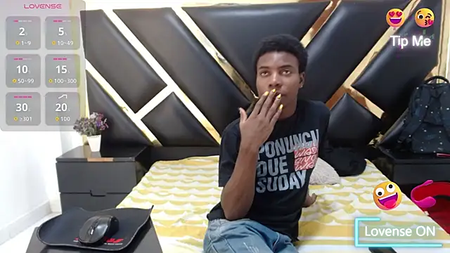 NoahJhonson69 online show from 03/11/26, 11:37