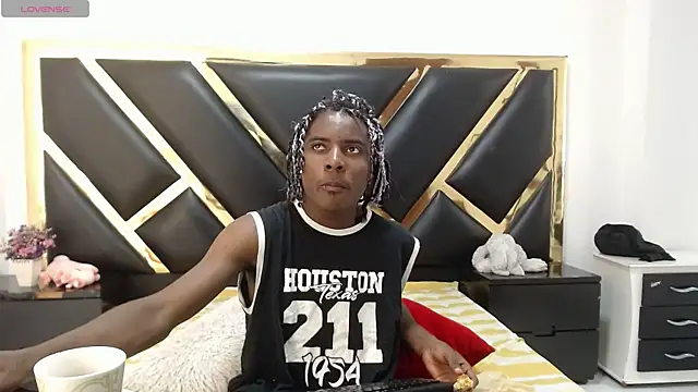 NoahJhonson69 online show from 05/31/26, 11:38