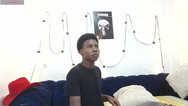 NoahJhonson69 online show from 04/15/26, 11:27