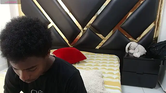 NoahJhonson69 online show from 05/28/26, 11:38