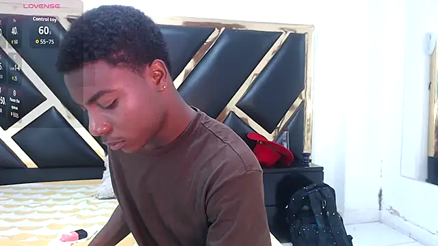 NoahJhonson69 online show from 01/07/26, 07:19