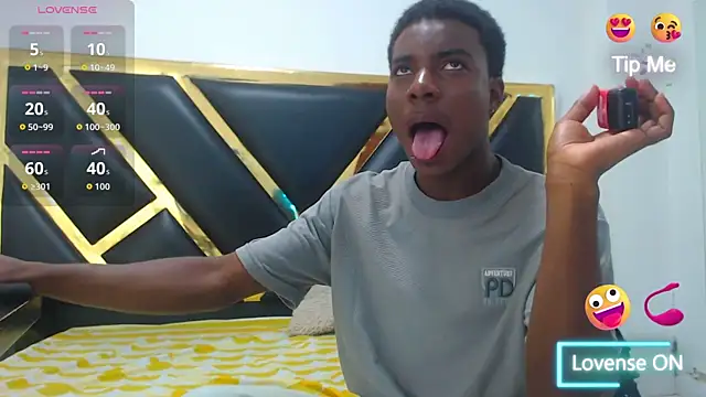 NoahJhonson69 online show from 01/12/26, 07:09