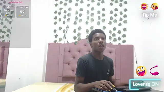 NoahJhonson69 online show from 02/25/26, 11:54