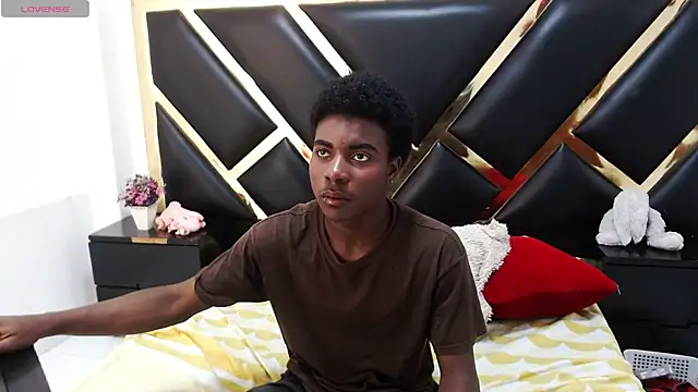 NoahJhonson69 online show from 05/29/26, 03:18