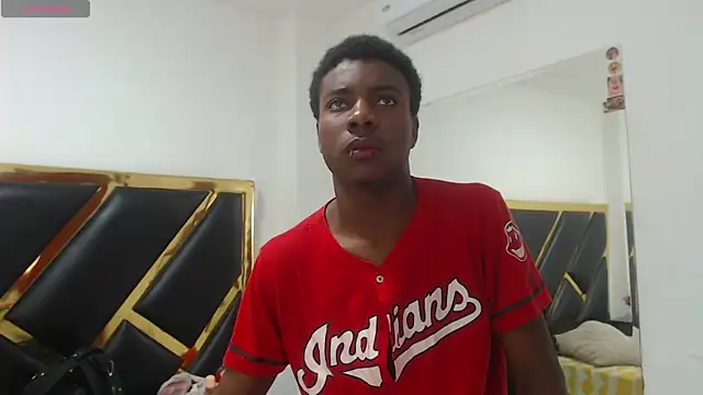 NoahJhonson69 online show from 02/05/26, 11:28