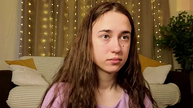 SudieNatera online show from 12/01/25, 05:30