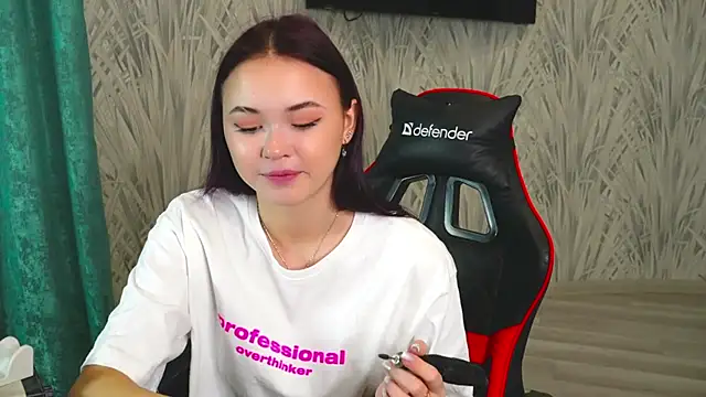 CarleeHake online show from 11/20/25, 02:34