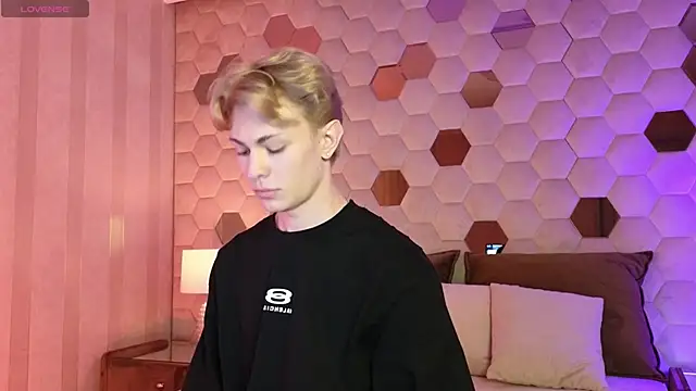 Even Vrot online show from 11/28/25, 07:58