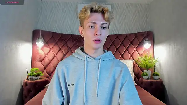 Even Vrot online show from 12/21/25, 01:24