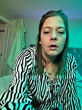 Snapshot of Drowning667 chatting on 02/20/26, 08:33 Drowning667 online show from 02/20/26, 08:33