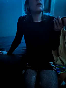 Snapshot of Drowning667 chatting on 01/18/26, 02:26 Drowning667 online show from 01/18/26, 02:26