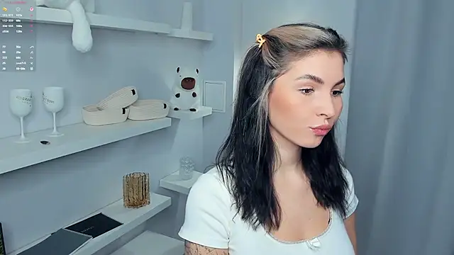 FeliciaKogen online show from 11/30/25, 07:20