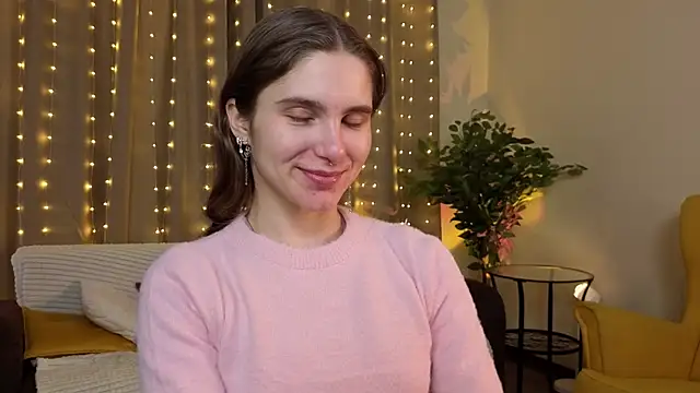 Snapshot of RozanneJordan chatting on 01/09/26, 05:09 RozanneJordan online show from 01/09/26, 05:09