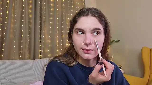 Snapshot of RozanneJordan chatting on 01/05/26, 05:27 RozanneJordan online show from 01/05/26, 05:27