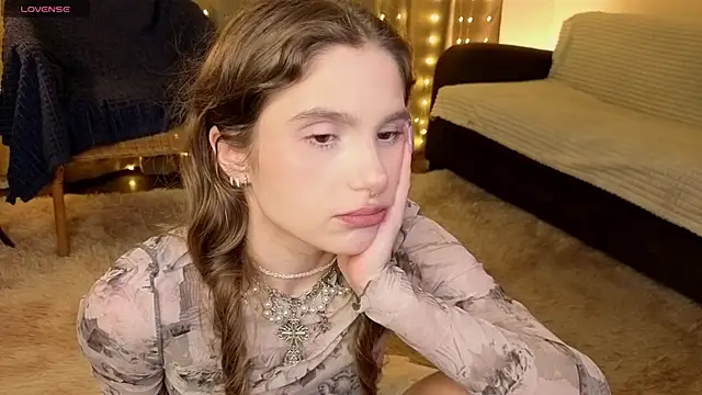 RozanneJordan online show from 04/10/26, 05:31