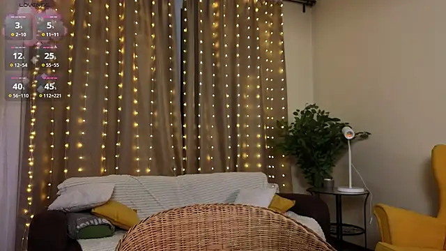 Snapshot of RozanneJordan chatting on 01/14/26, 05:05 RozanneJordan online show from 01/14/26, 05:05