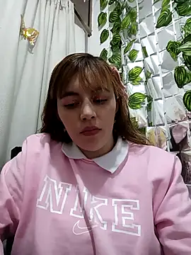 Juanita-30 online show from 11/25/25, 07:47