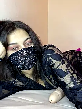 horny-girl3 online show from 11/20/25, 10:27