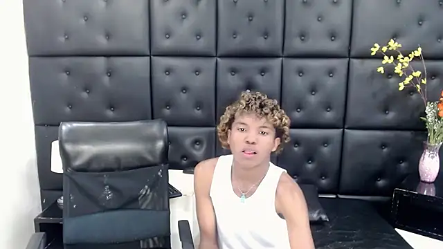 ChrisHott01 online show from 11/26/25, 01:49