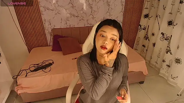 Luna lexy04 online show from 05/13/26, 03:46
