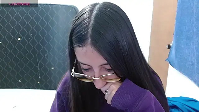 Nanylux online show from 04/13/26, 03:32