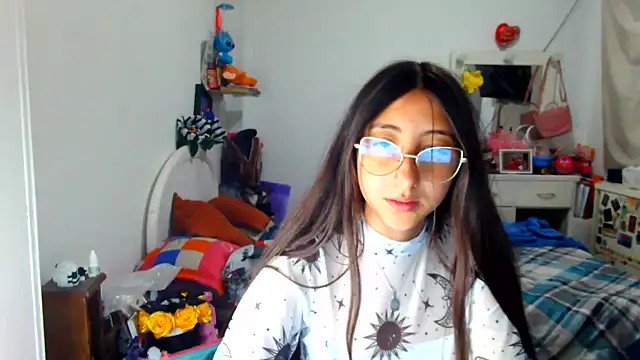 Nanylux online show from 11/21/25, 04:06