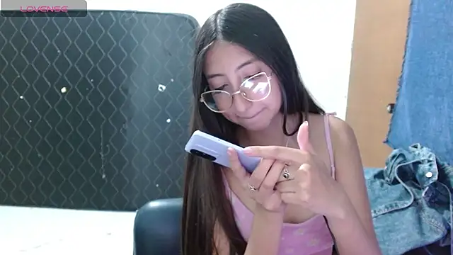 Nanylux online show from 04/15/26, 03:12