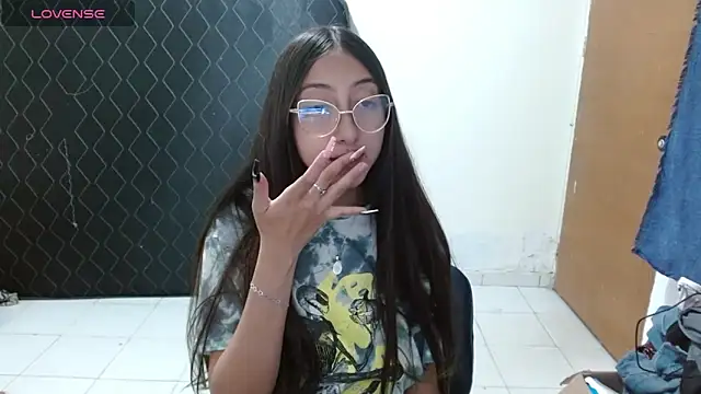 Nanylux online show from 05/03/26, 03:55